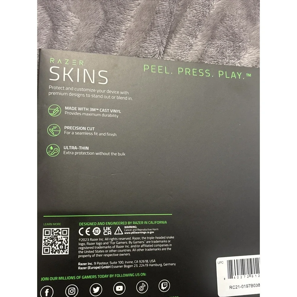 Razer Console Skin: Switch OLED - Full‎ Wrap - Premium 3M Cast Vinyl